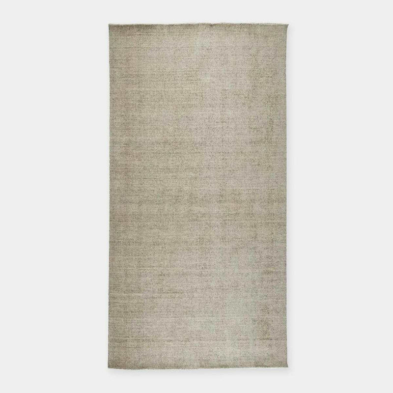 GlobeWest Tepih Neptune hand-woven silver grey wool blend indoor rug with subtle rustic texture