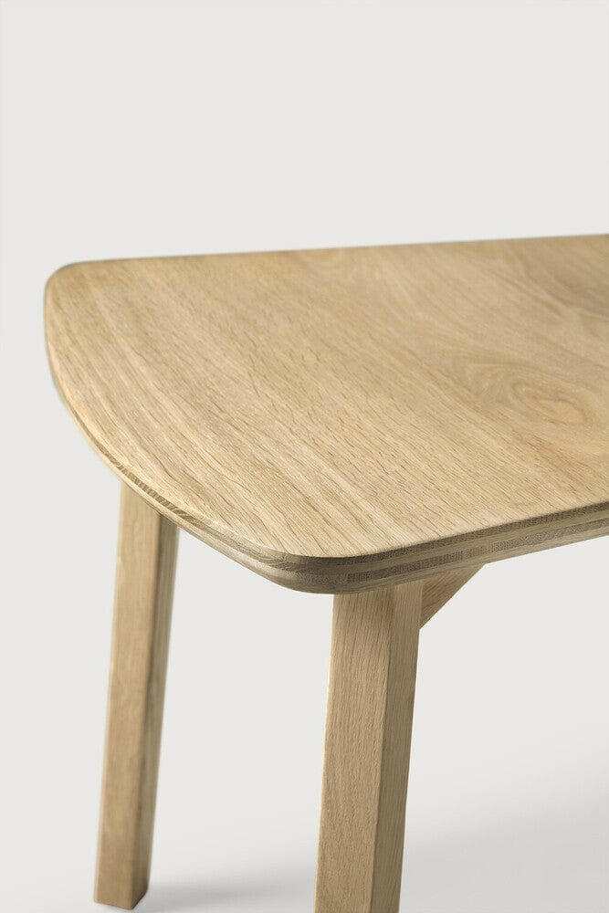 Close-up of Ethnicraft Dining Chair Casale made from natural oak with smooth, straight lines and delicate design