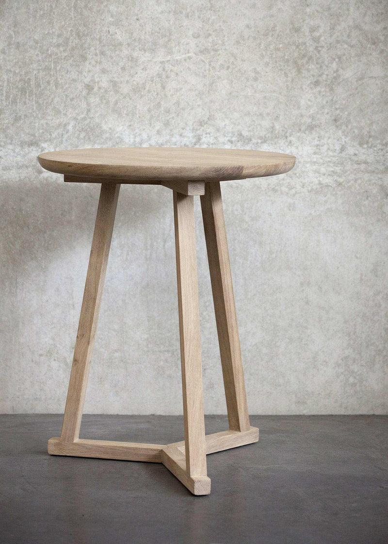 Ethnicraft Side Table tripod design made of natural oak with solid European wood finish