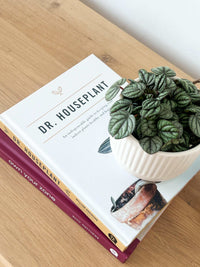 Harper Entertainment Distribution Services Books Dr. Houseplant By William Davidson (7902224187641)